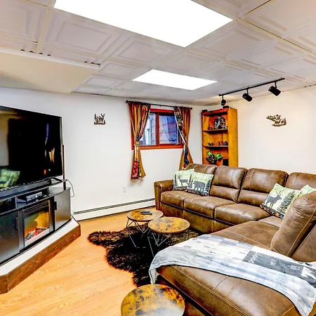 Ideally Located Fairbanks Vacation Rental! Exterior photo